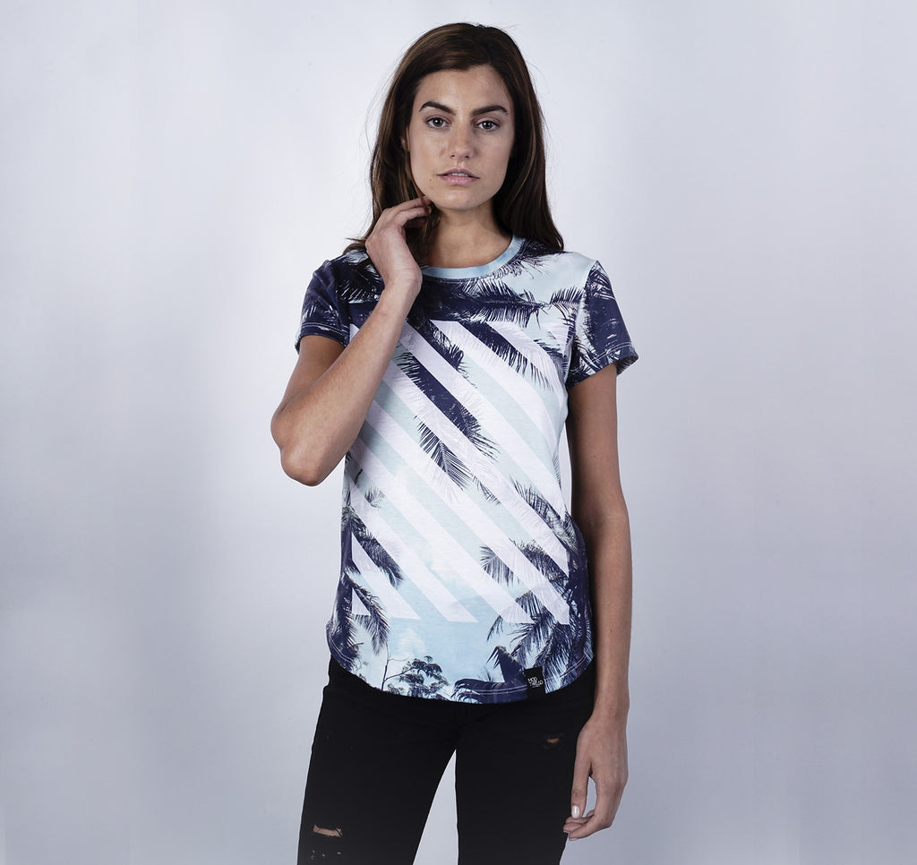 Womens Crew Tee, Looking Up