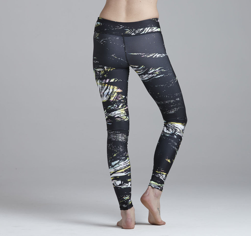Mod Thread_Leggings