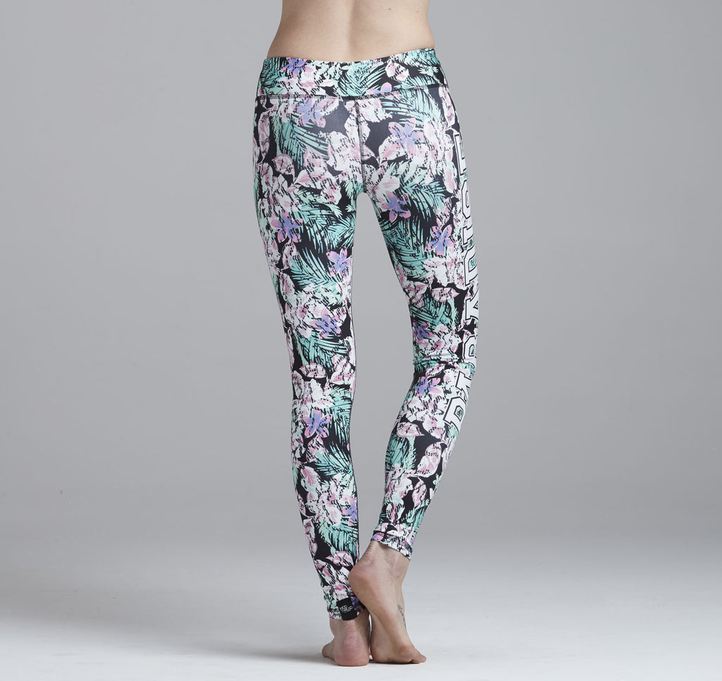 Mod Thread_Leggings