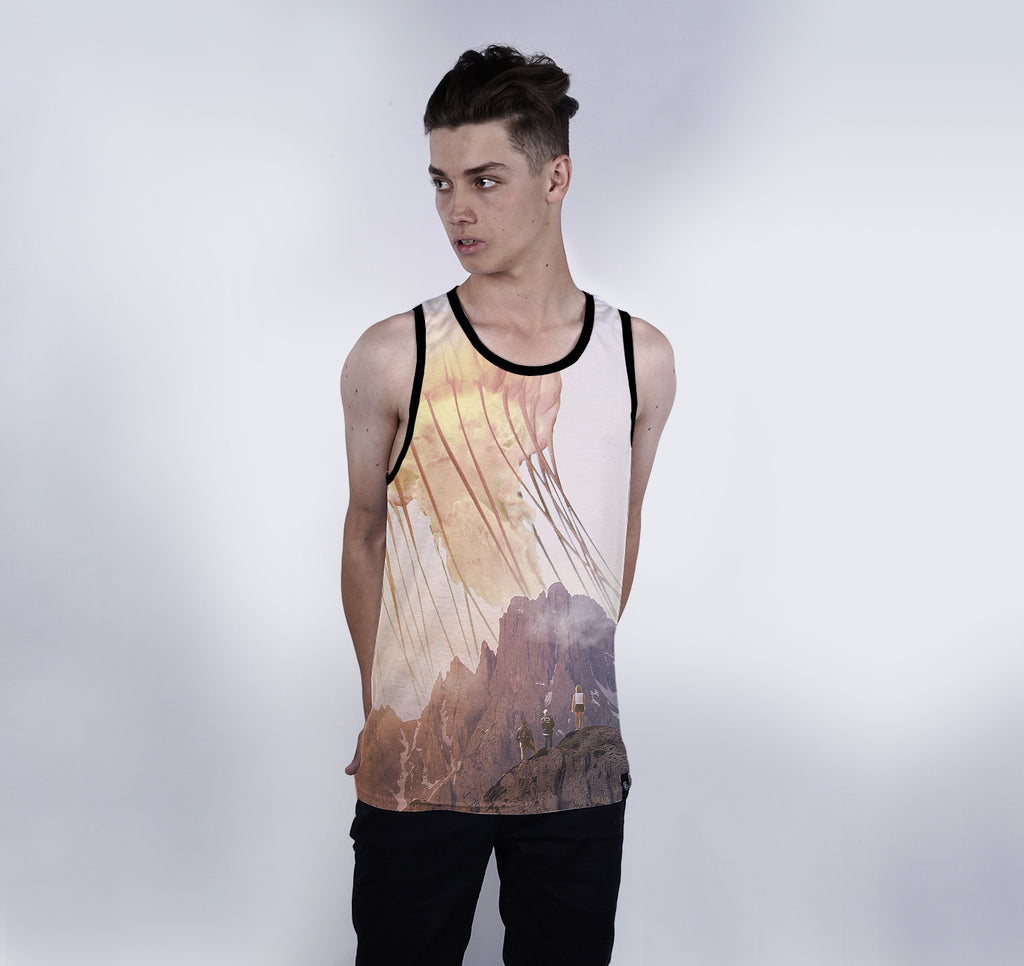 Tank Top, Wonderland