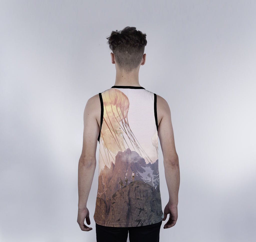 Tank Top, Wonderland